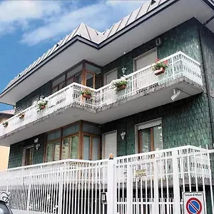 Villamelchiorre 1 Casa de hóspedes Milão