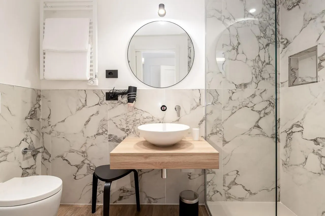 Nelli Rooms Via Veneto La Spezia Affittacamere